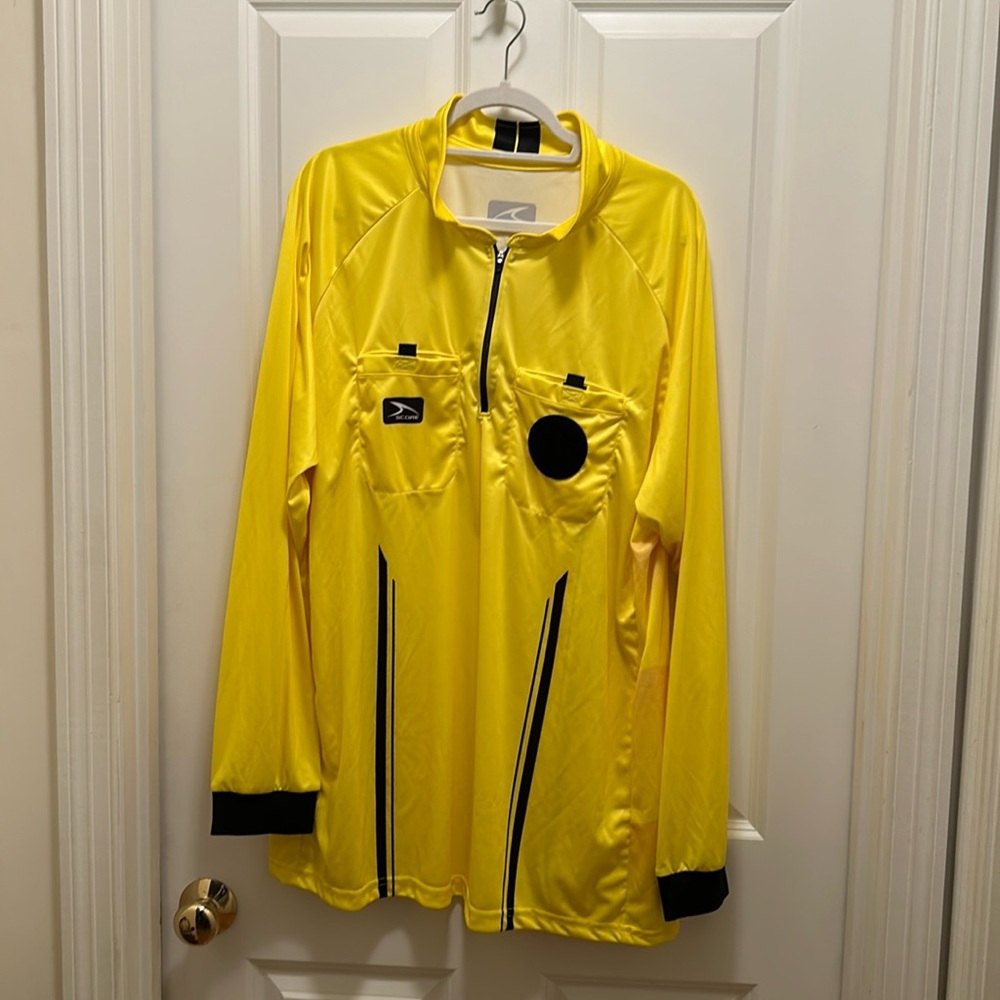 Men’s soccer referee shirt long sleeve